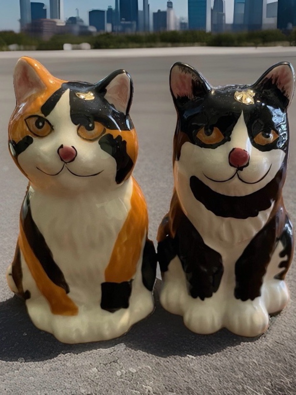 Expressive Hand-Painted Cat Salt & Pepper Shaker Set